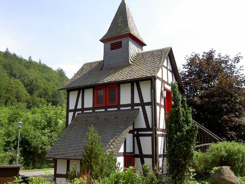 Kirche Lindenhof